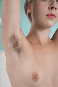 Alecia Fox masturbates after stripping [x114]-26wgdvektt.jpg