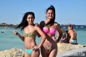 Andra & Patrisia on the beach [x68]-o6w8tm412k.jpg
