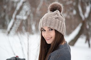 Leona-Mia-snowmobile-x6wpx7o3ki.jpg
