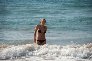 Teen and her hot body on vacation x134-h6xmv2pd2i.jpg