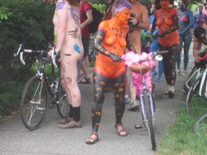 Fremont Solstice Naked Cyclists 2012 - Mostly MILF x48-c7c5qw6fiu.jpg