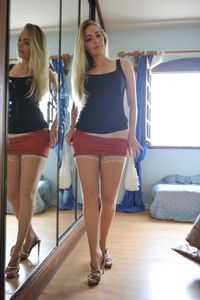 Hayley Marie - mirrors-a7cp4xkuu7.jpg